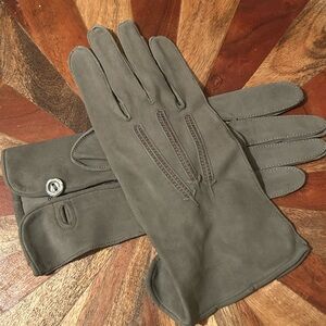 Elegant Vintage Mocha Velvet Finished Gloves 🧤 🩶